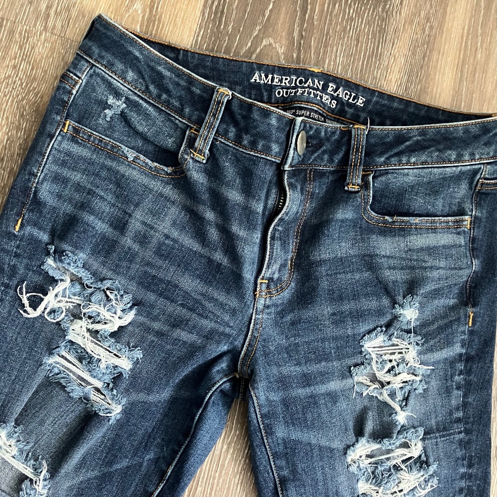 High Rise American Eagle skinny jean